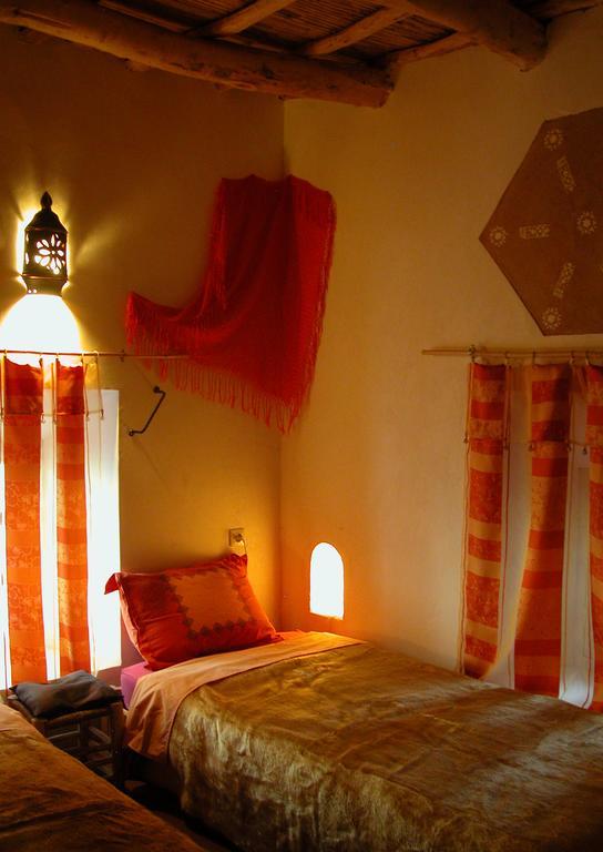 Kasbah Iswan Bed & Breakfast Kelaat-M'Gouna Phòng bức ảnh